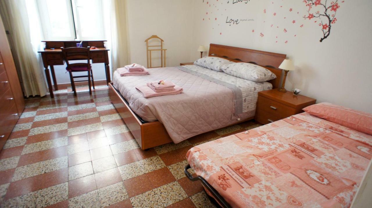 Angoletto Di Trastevere 罗马 外观 照片