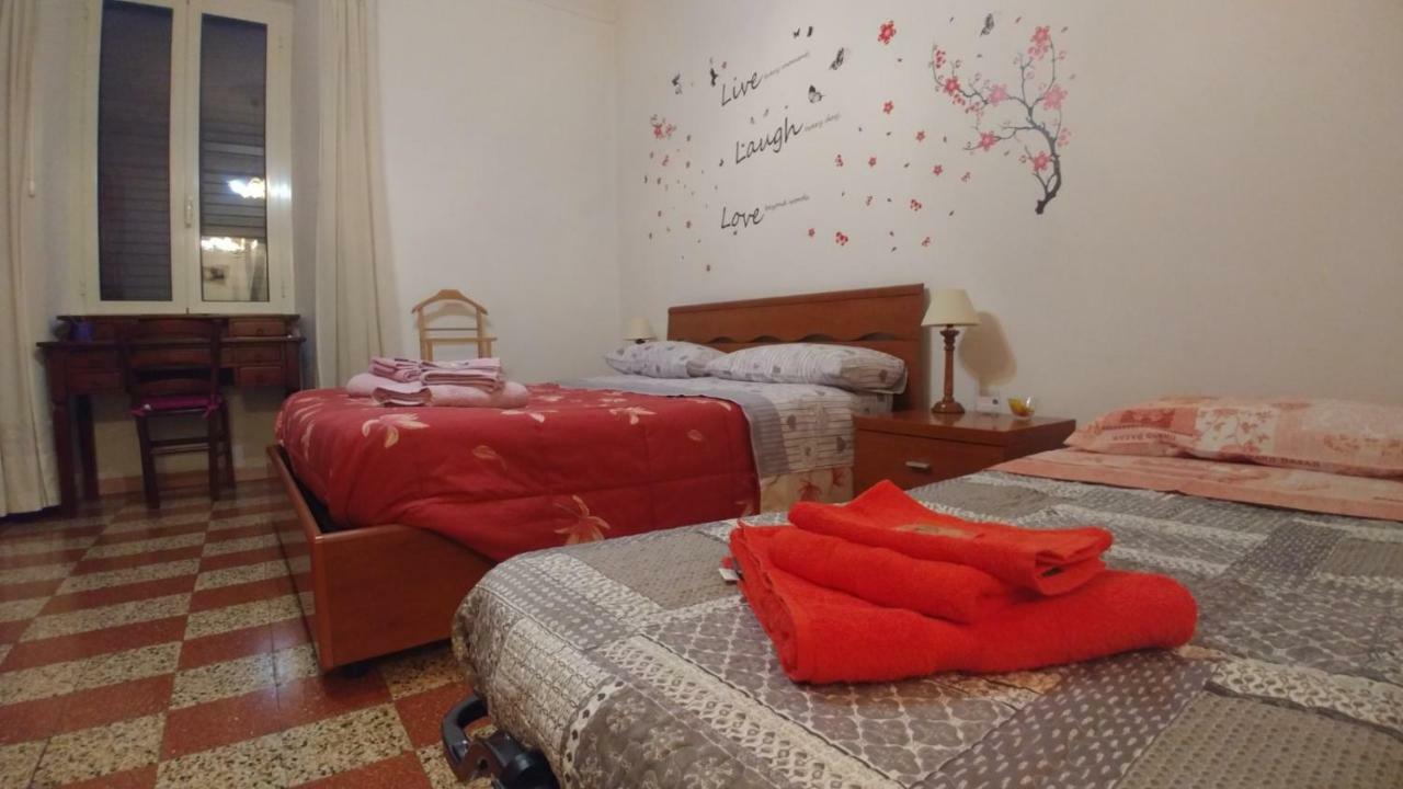 Angoletto Di Trastevere 罗马 外观 照片