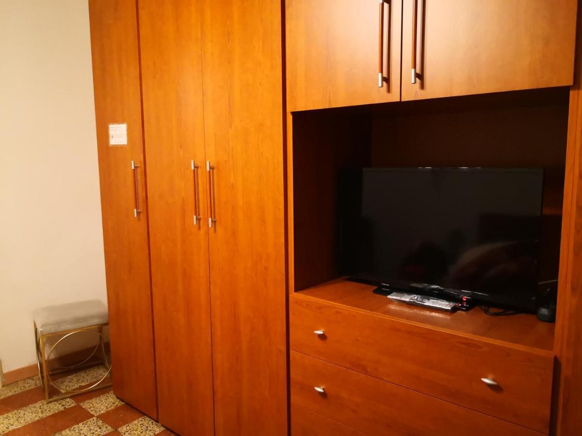 Angoletto Di Trastevere 罗马 外观 照片