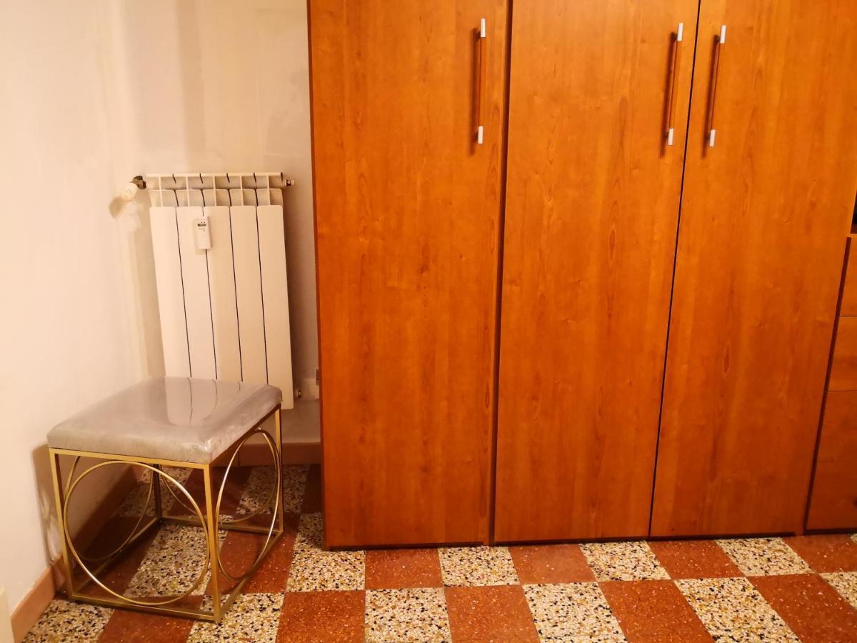 Angoletto Di Trastevere 罗马 外观 照片